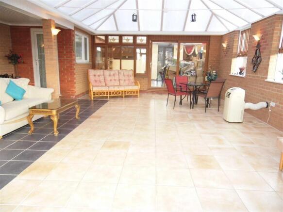 FUNCTION ROOM 1