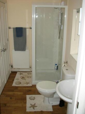 En-suite 4