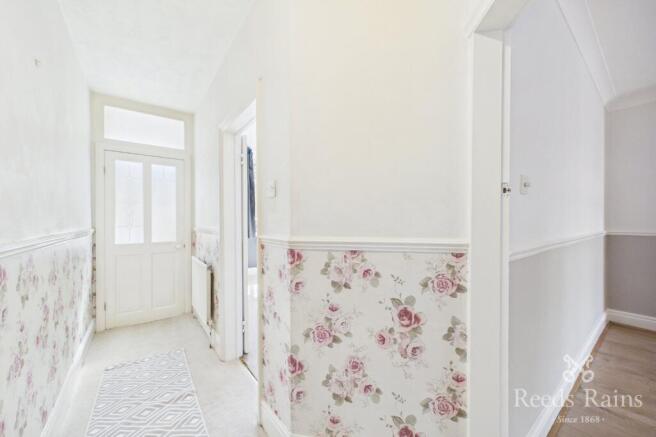 3 bed House to rent Image 9