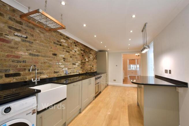 Kitchen/ Breakfast Room