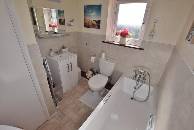 3 bed Semi-Detached for sale Image 12