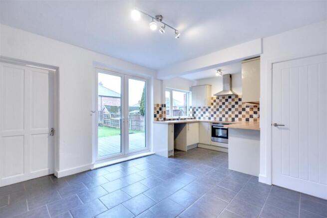 Kitchen Diner_1.jpeg