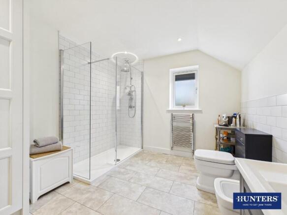 Master En-Suite