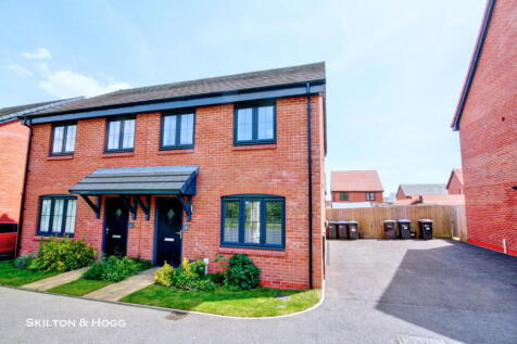 Chamomile Way, Daventry, NN11 4WA