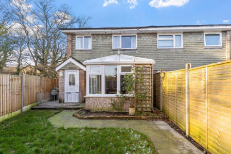 Tufts Field, Midhurst, GU29