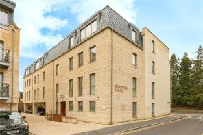 Flat 7, North Building River View Court, Victoria Bridge Road, Kingsmead, Bath BA1 3EZ