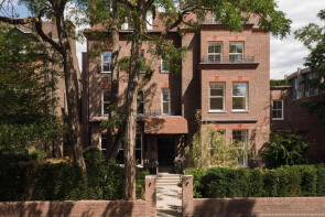 Flat 2, 8, Maresfield Gardens, London NW3 5SU