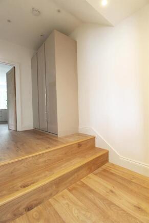 2 bed Apartment for sale Image 12