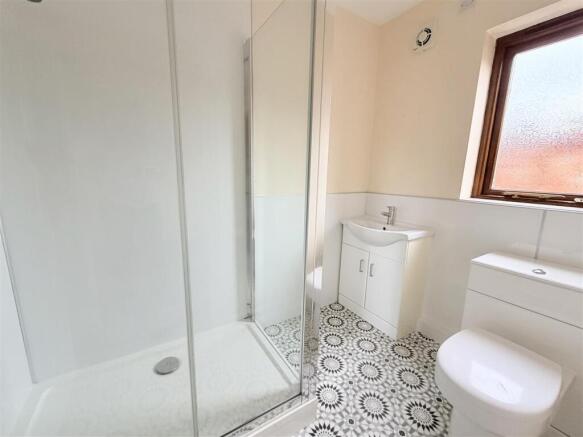 1 bed Bungalow for sale Image 5