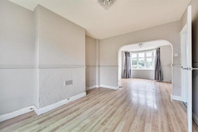 Hastings Way - Lounge.jpg