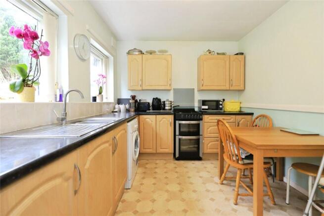 Kitchen / Dining Roo