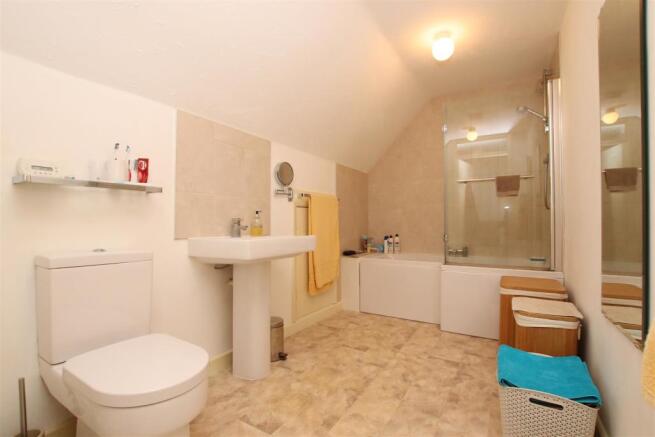 First Floor Bathroom.JPG