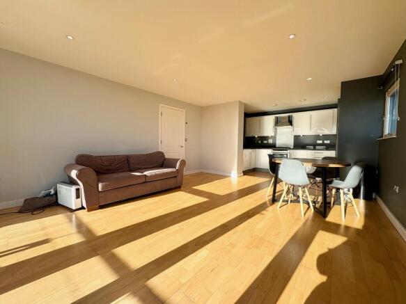 Lower Twelfth Street, Milton Keynes, MK9 photo 2
