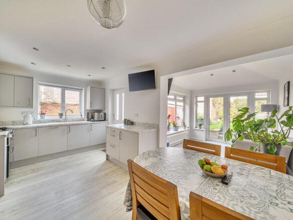 1429274-10-69b2bd...