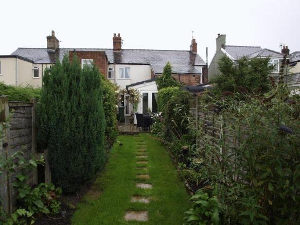 Rear Garden/El...