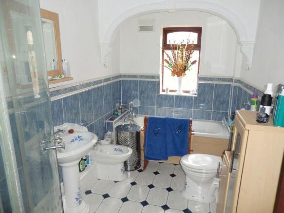 Photo 9