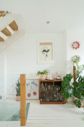 239367 - WICKHAM-ROAD-SE4-26.jpg