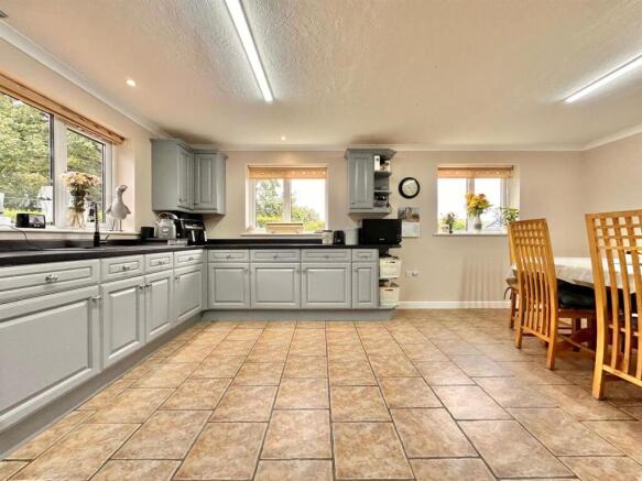 Kitchen Diner