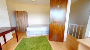 29, Chestnut Avenue, Hyde Park, Leeds LS6 1AZ