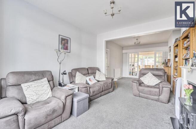 Worcester Park - KT4 8XZ