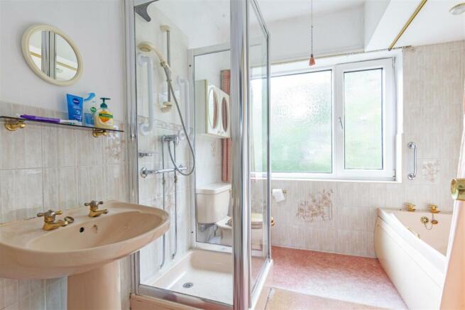 Bathroom-1.jpg