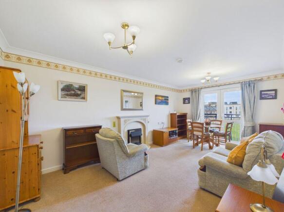 1 bed Flat for sale Image 5