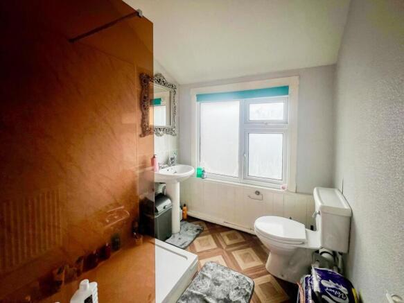 2 bed Terraced for sale Image 8