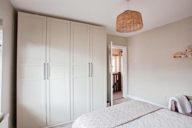 3 bed Semi-Detached for sale Image 12