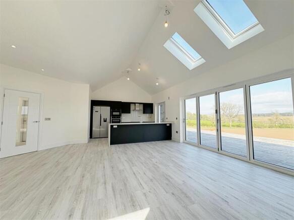 Living/Dine/Kitchen