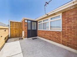 100a, Insley Gardens, Gloucester GL3 3BA