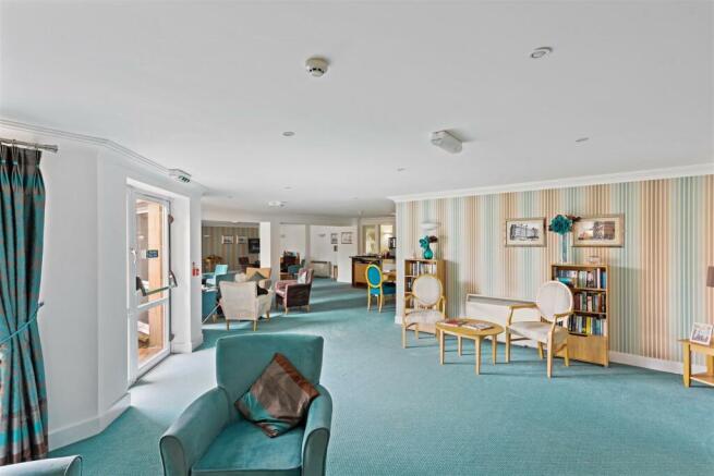 Residents' Lounge.JPG