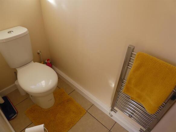 Guest Cloaks/WC