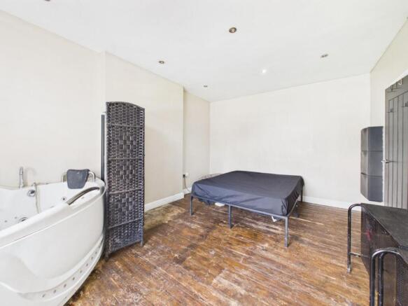 3 bed End of Terrace for sale Image 6