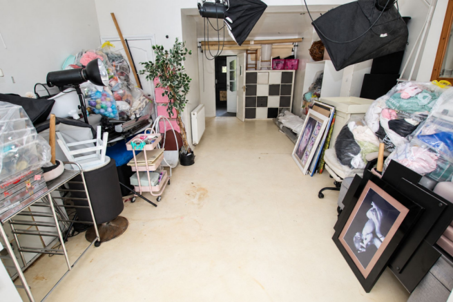 2 bed Terraced for sale Image 7