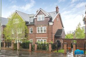 105, Bunns Lane, Mill Hill, London NW7 2BF