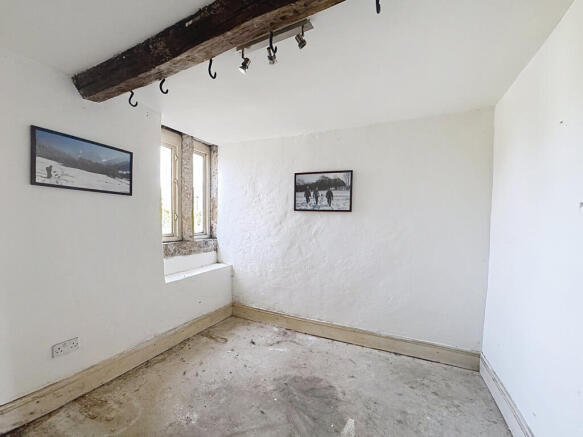 2 bed Terraced for sale Image 9