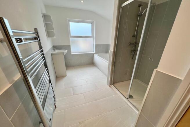 Bathroom/Shower Room