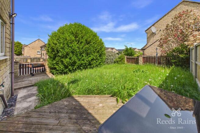 3 bed Semi-Detached for sale Image 4