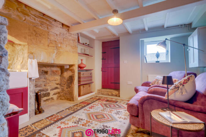3 bed Detached for sale Image 8