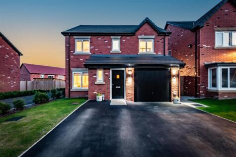 30 Salt Drive, Wincham, CW9 6GR