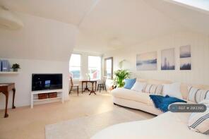 Flat 1, 92, Newbridge Hill, Newbridge, Bath BA1 3QB