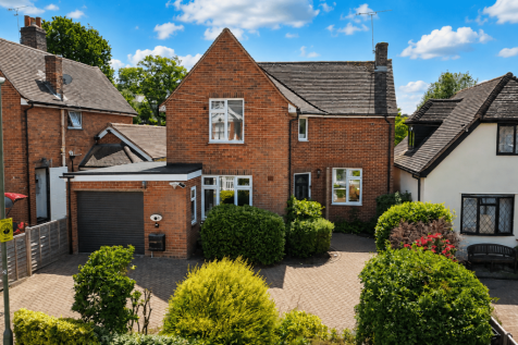 Woodlands Road, CAMBERLEY, GU15