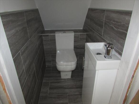 GROUND FLOOR CLOAKS/WC