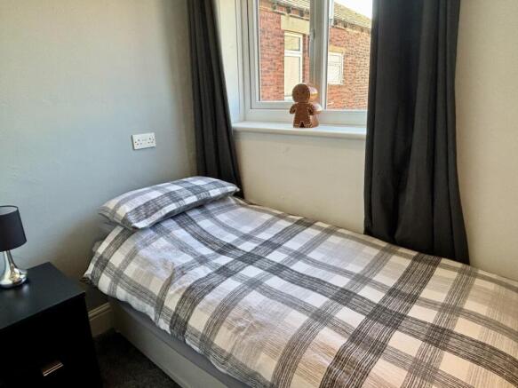 3 bed Semi-Detached for sale Image 8