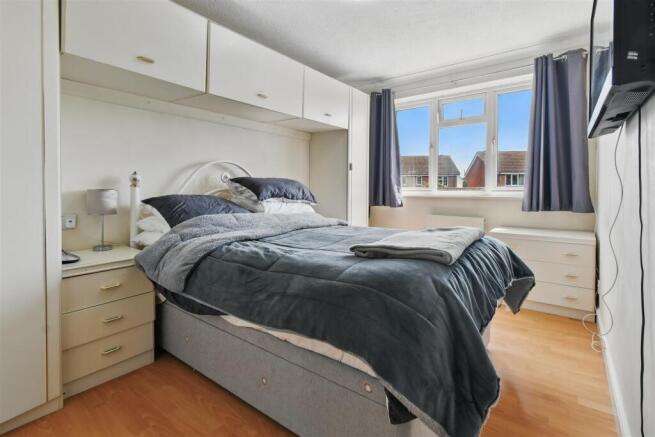 3 bed Semi-Detached for sale Image 8