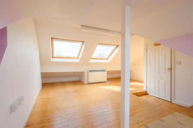 4 bed End of Terrace for sale Image 12