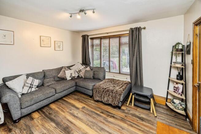 3 bed Semi-Detached for sale Image 12