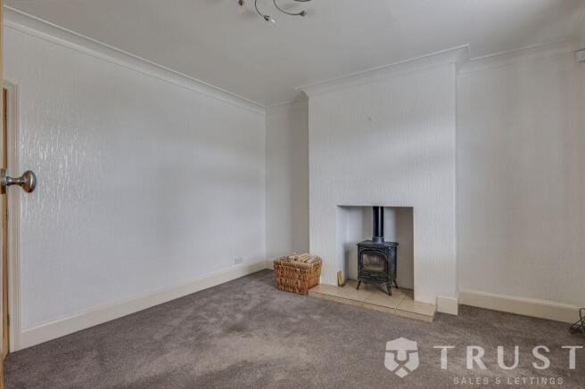 4 bed Semi-Detached for sale Image 7