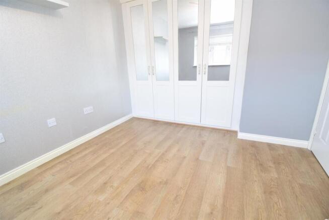 3 bed Semi-Detached to rent Image 10