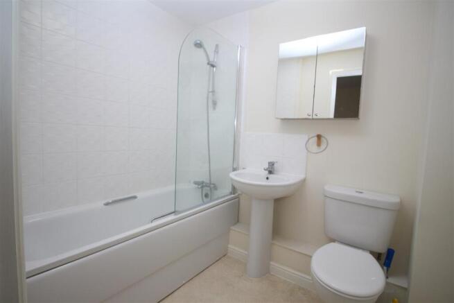 Bathroom.JPG